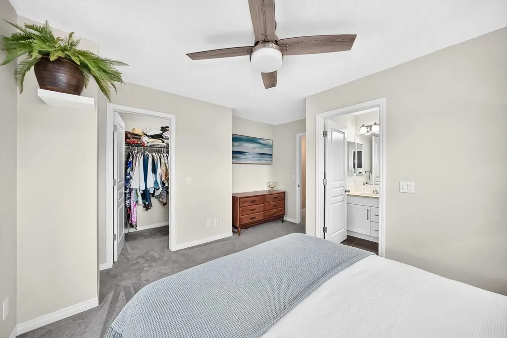 203 Auburn Meadows SE Calgary AB T3M 2E7