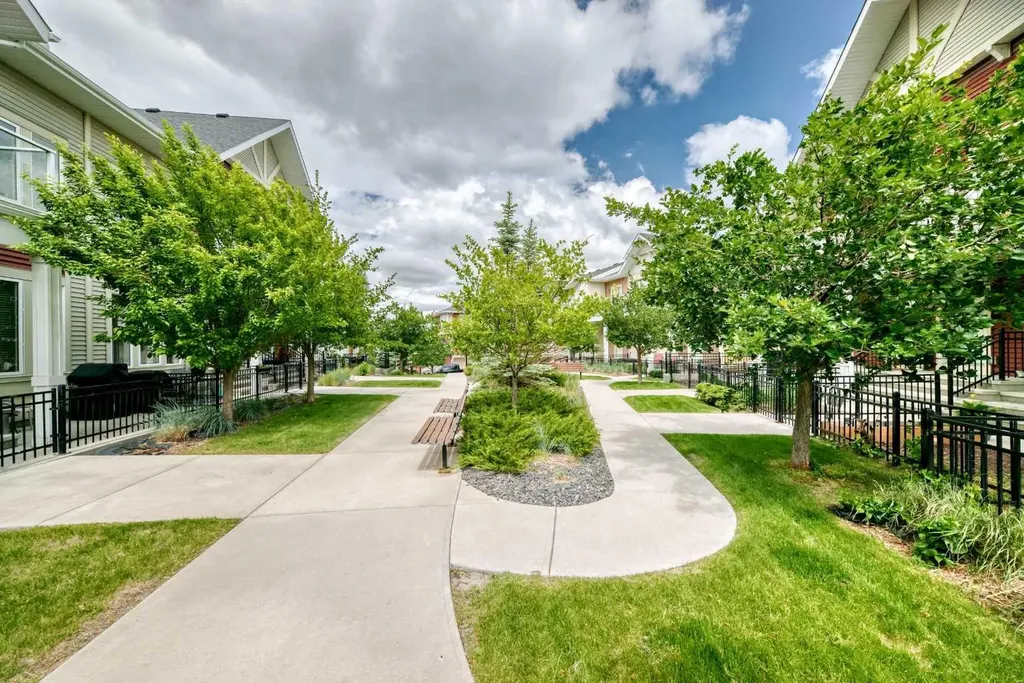 203 Auburn Meadows SE Calgary AB T3M 2E7