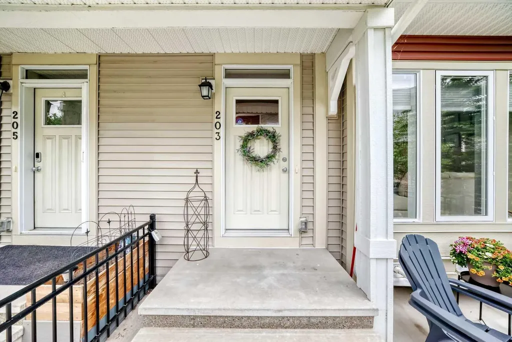 203 Auburn Meadows SE Calgary AB T3M 2E7