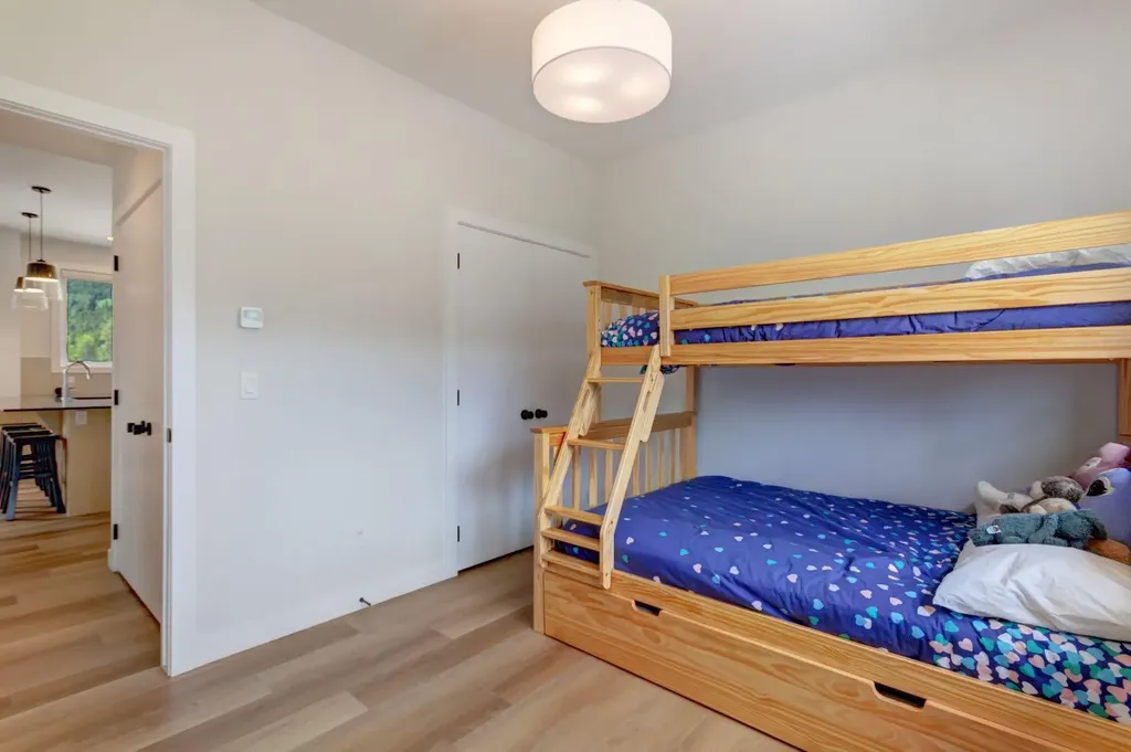 209 Stewart Creek Rise Canmore AB T1W0N9