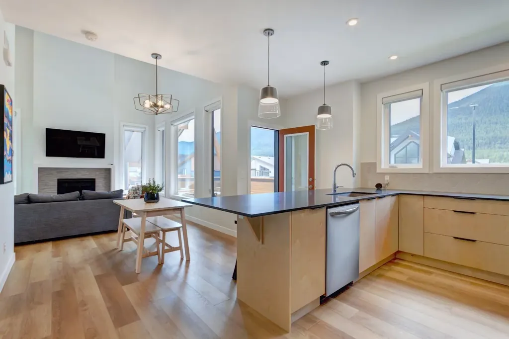 209 Stewart Creek Rise Canmore AB T1W0N9