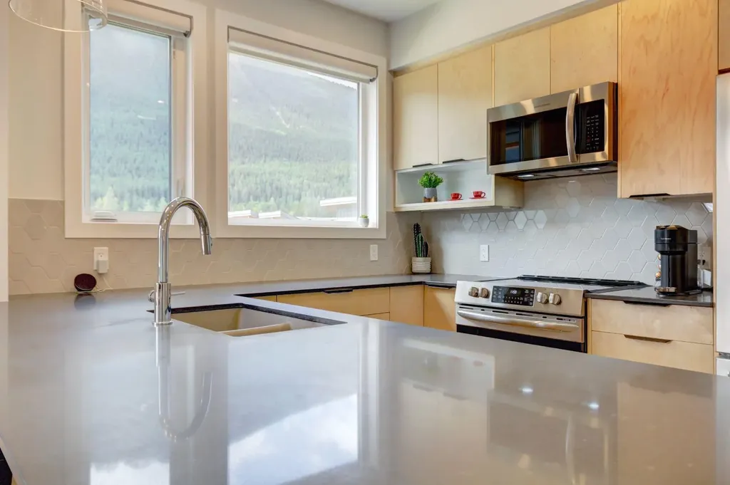 209 Stewart Creek Rise Canmore AB T1W0N9