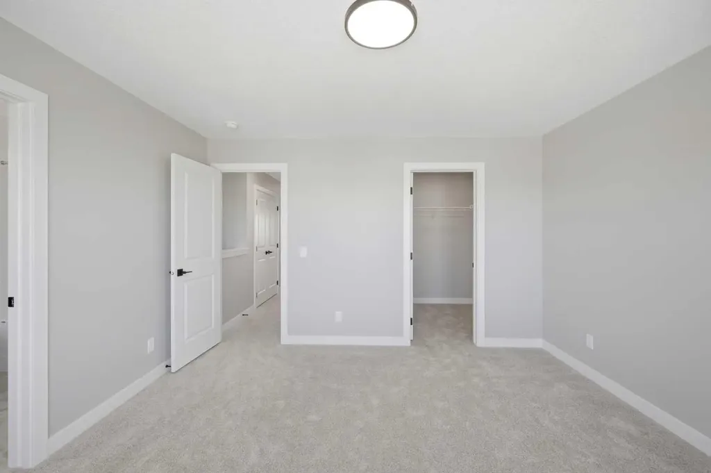 67 Huxland Road Calgary AB T2A 6Z7