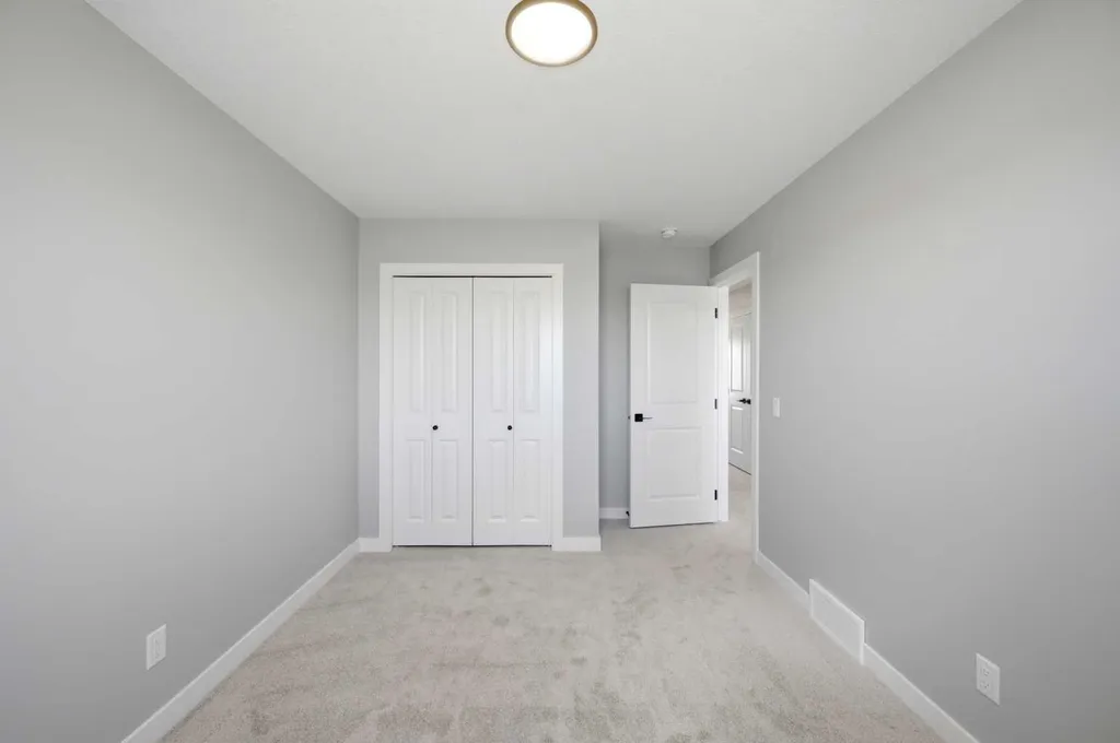 67 Huxland Road Calgary AB T2A 6Z7