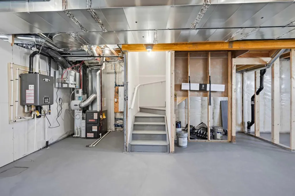 67 Huxland Road Calgary AB T2A 6Z7
