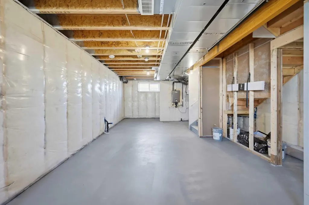 67 Huxland Road Calgary AB T2A 6Z7