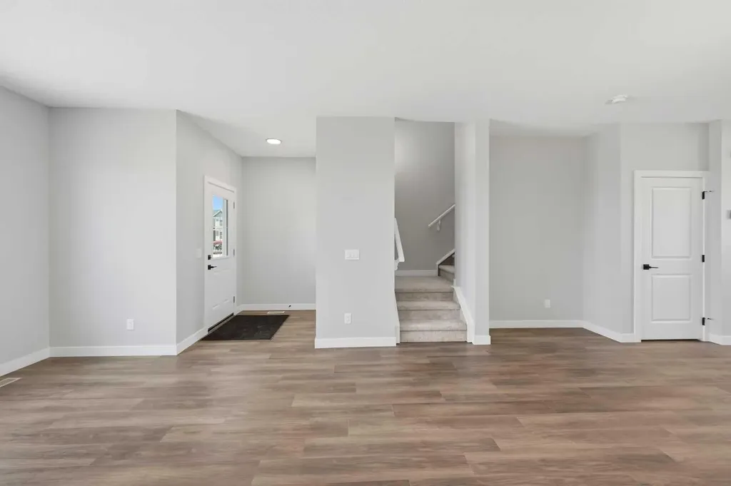 67 Huxland Road Calgary AB T2A 6Z7
