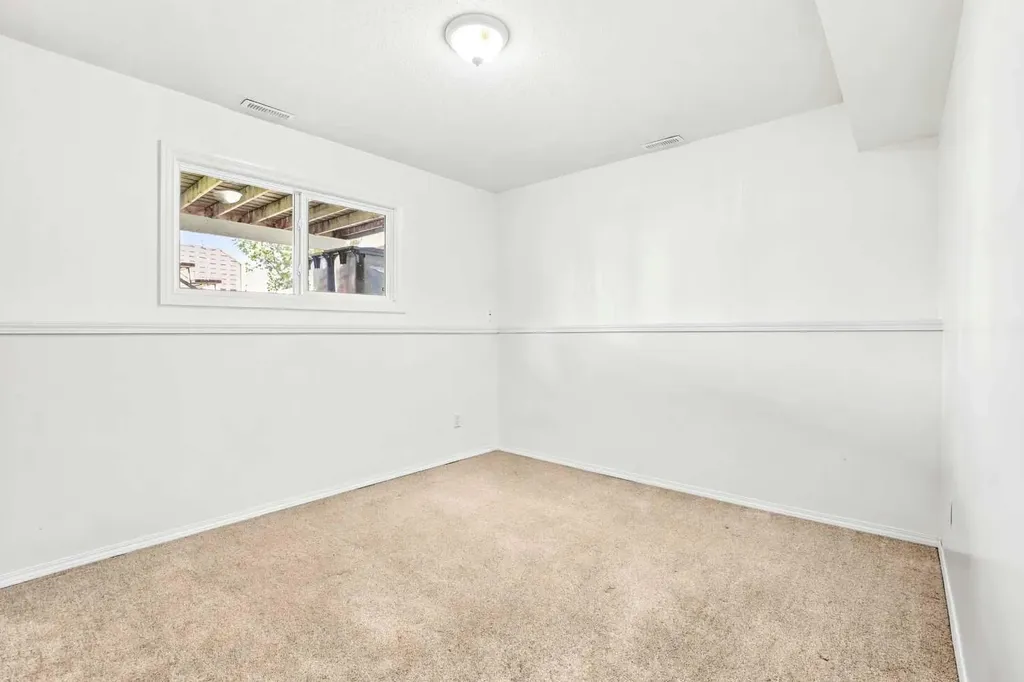 2108 23 Avenue Close Bowden AB T0M 0K0