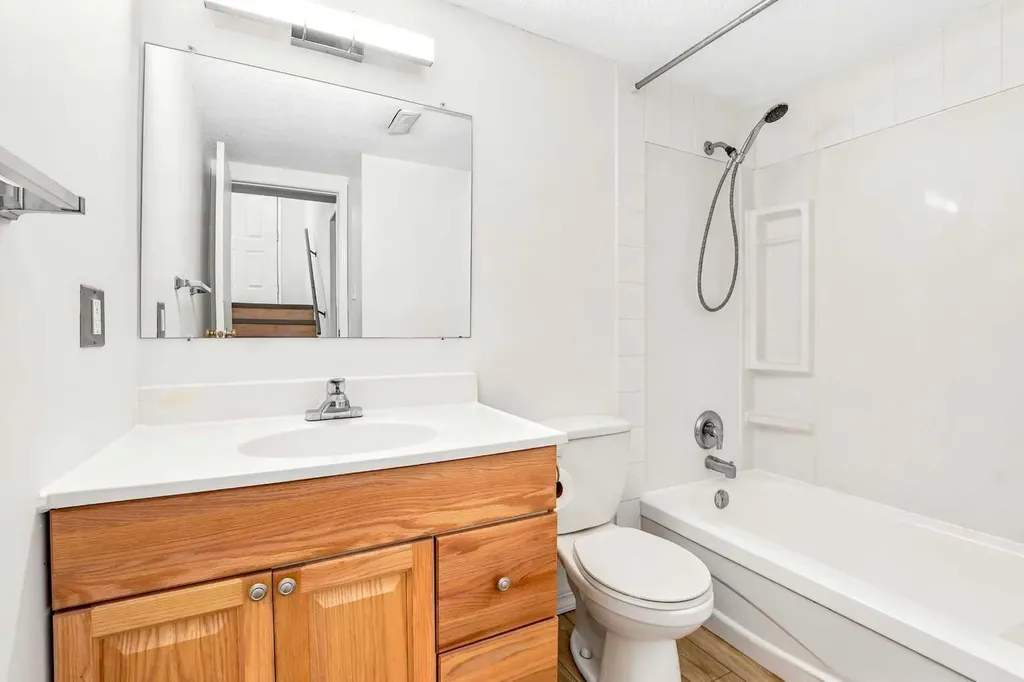 2108 23 Avenue Close Bowden AB T0M 0K0