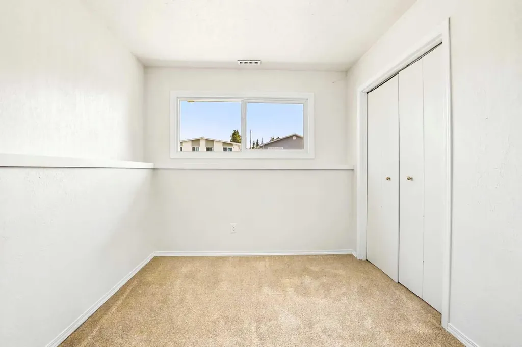 2108 23 Avenue Close Bowden AB T0M 0K0