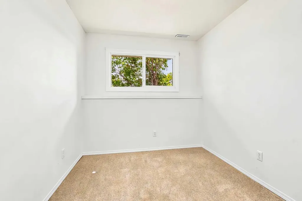 2108 23 Avenue Close Bowden AB T0M 0K0