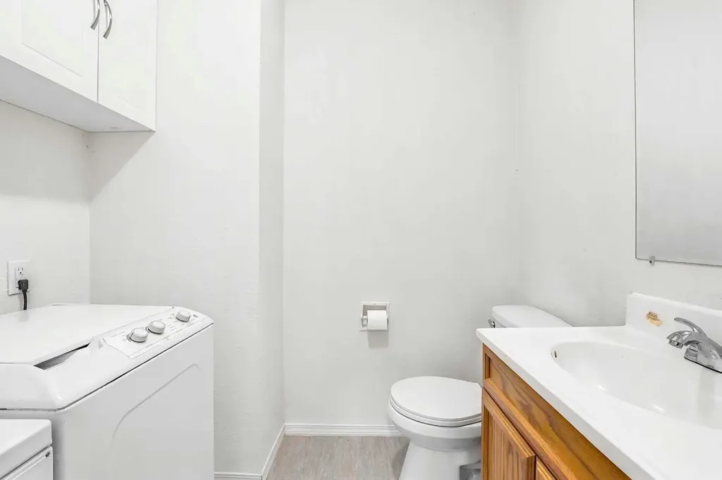 2108 23 Avenue Close Bowden AB T0M 0K0