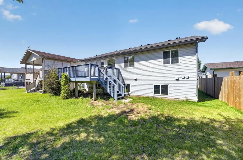 4 Westridge Drive Didsbury AB T0M0W0