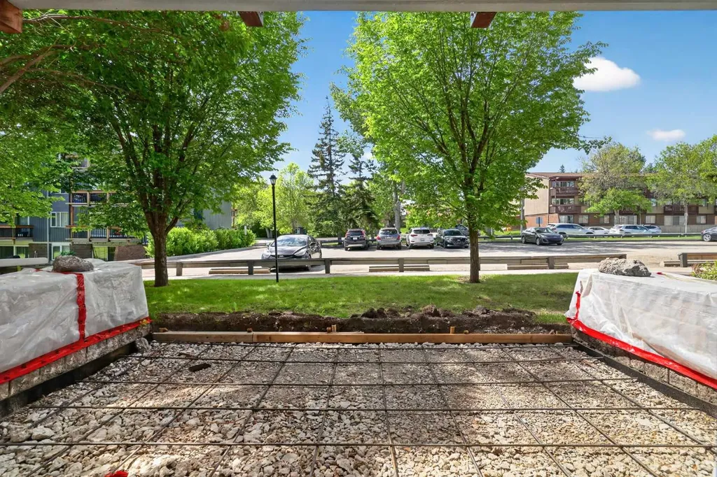 820 89 Avenue SW Calgary AB T2V 4N9