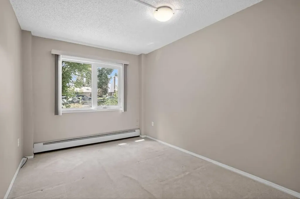 820 89 Avenue SW Calgary AB T2V 4N9