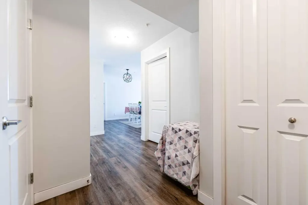 6118 80 Avenue NE Calgary AB T3J 0S6
