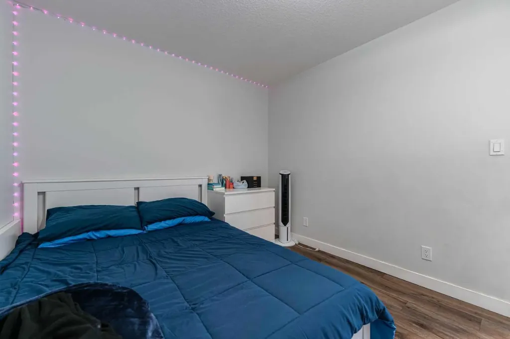 6118 80 Avenue NE Calgary AB T3J 0S6