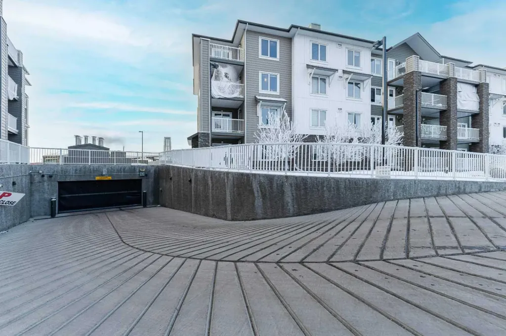 6118 80 Avenue NE Calgary AB T3J 0S6