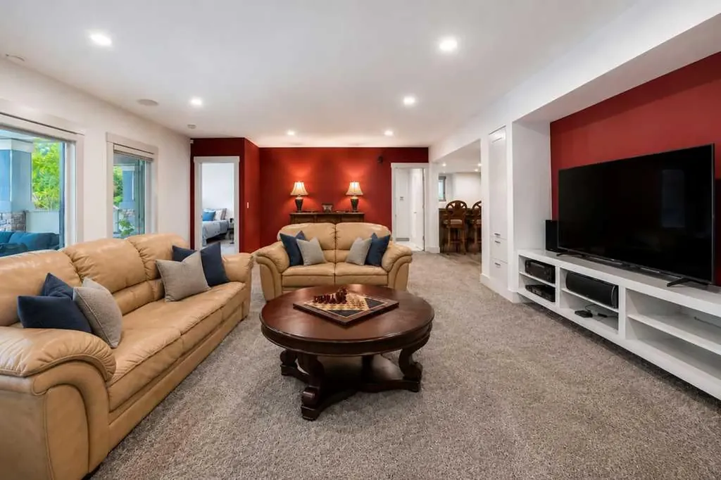 134 Aspen Ridge Place SW Calgary AB T3H 0J6