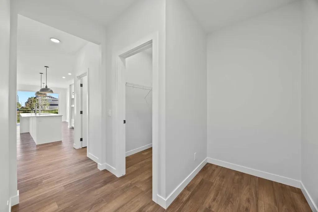 215 Sora Terrace SE Calgary AB t3s0l9