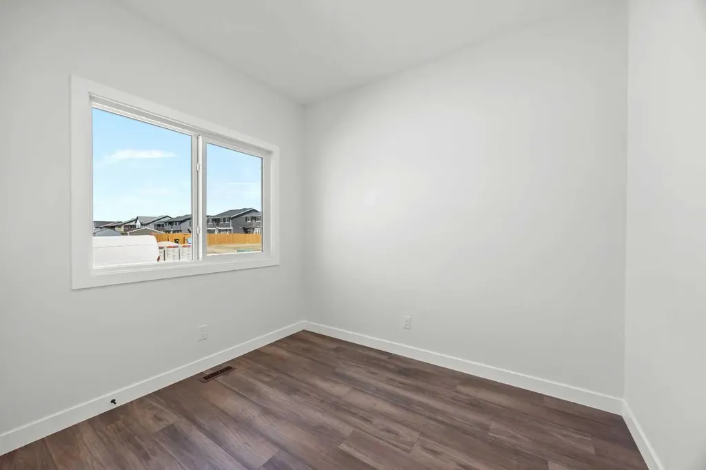 215 Sora Terrace SE Calgary AB t3s0l9