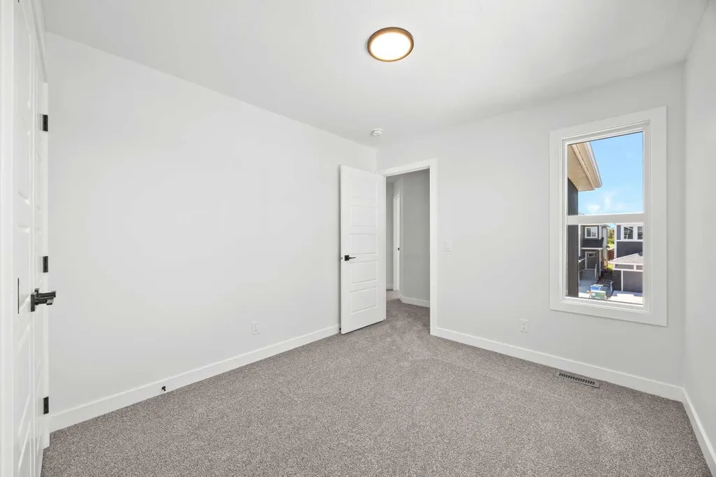 215 Sora Terrace SE Calgary AB t3s0l9