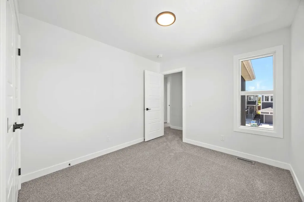 215 Sora Terrace SE Calgary AB t3s0l9
