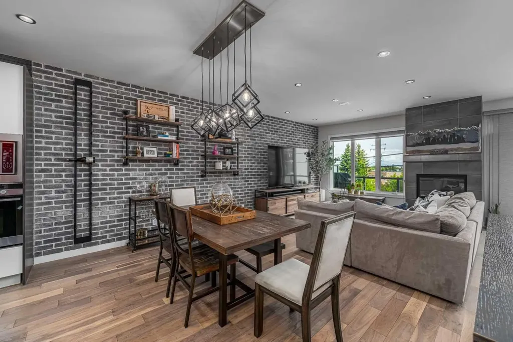 2929 17 Street SW Calgary AB T2T 4N6