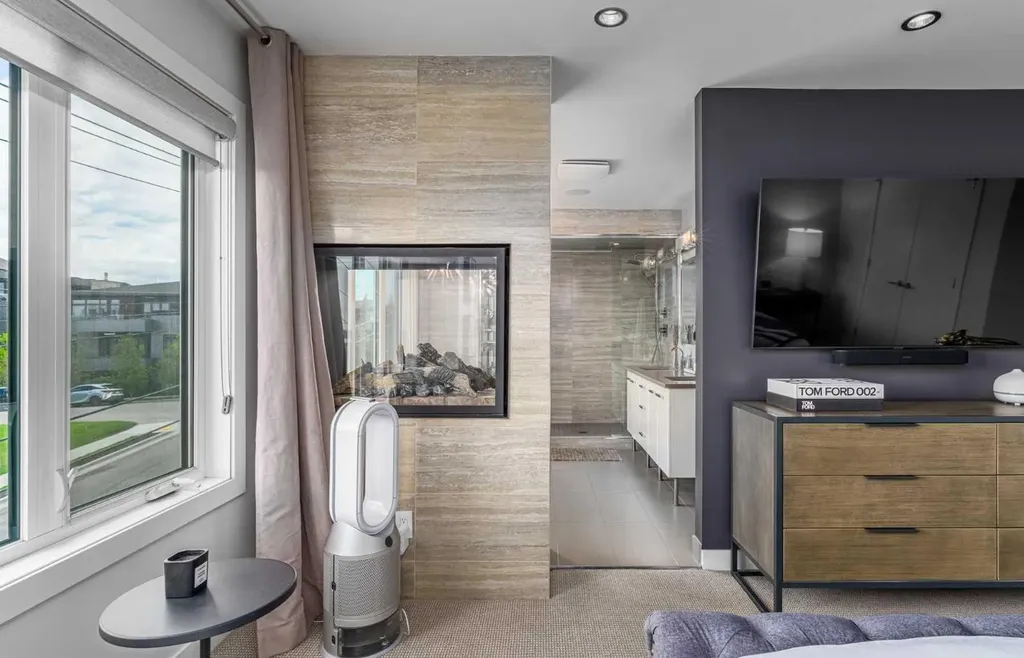 2929 17 Street SW Calgary AB T2T 4N6