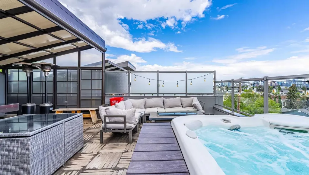 2929 17 Street SW Calgary AB T2T 4N6