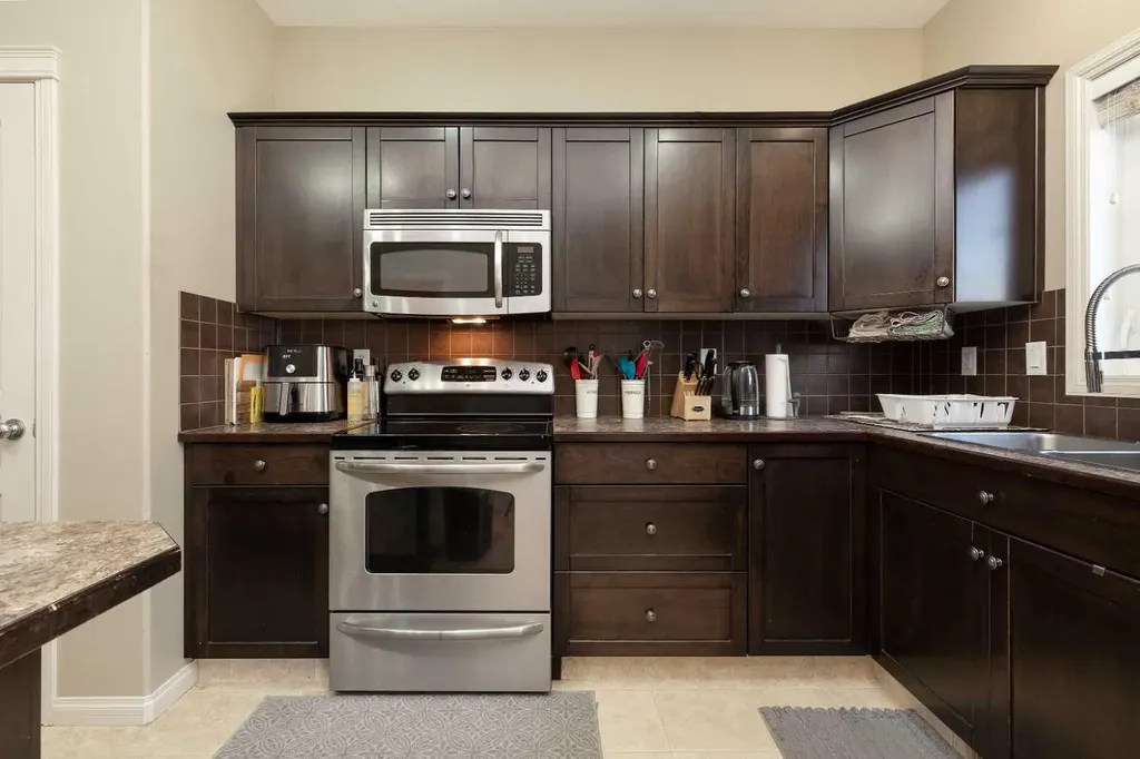 87 Keystone Terrace W Lethbridge AB T1J5C4