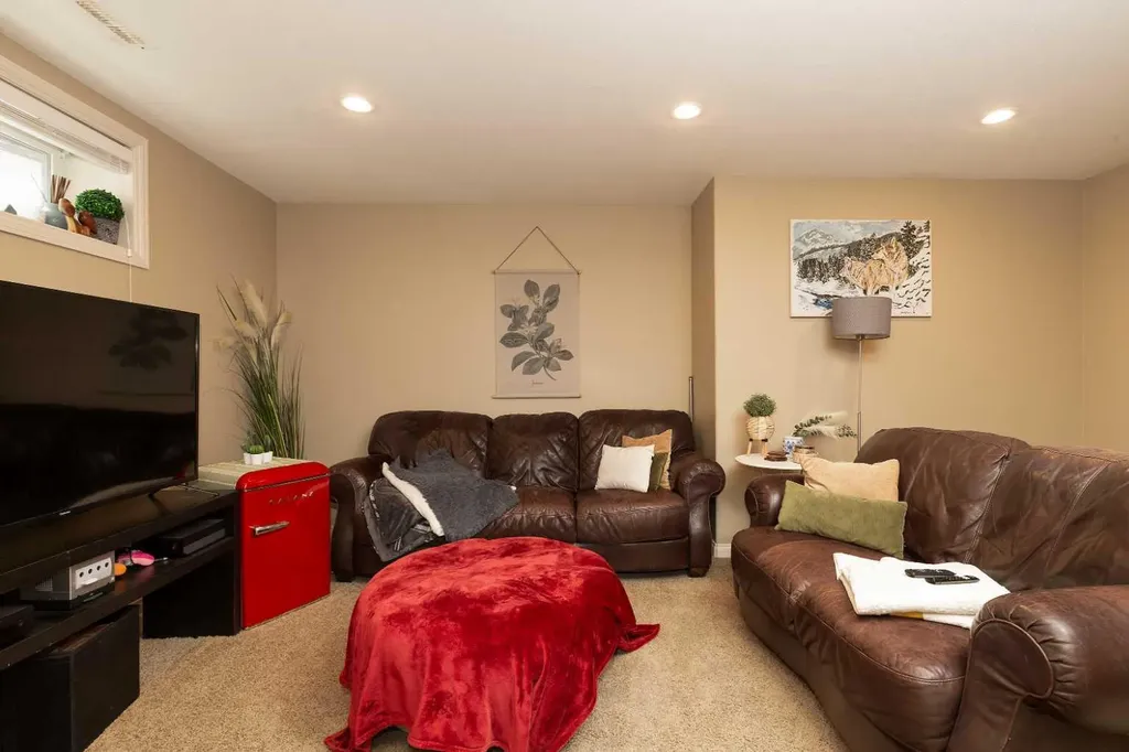 87 Keystone Terrace W Lethbridge AB T1J5C4
