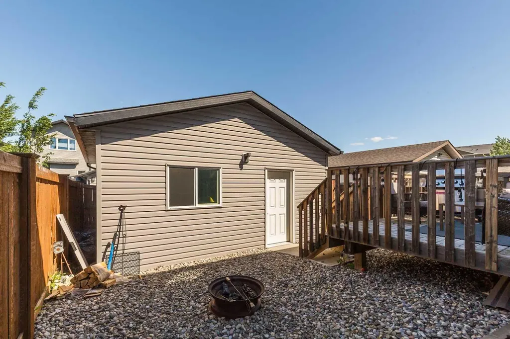 87 Keystone Terrace W Lethbridge AB T1J5C4
