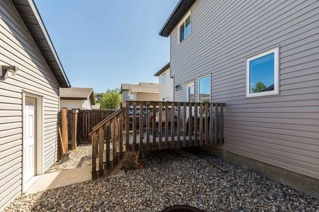 87 Keystone Terrace W Lethbridge AB T1J5C4