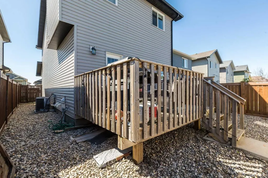 87 Keystone Terrace W Lethbridge AB T1J5C4