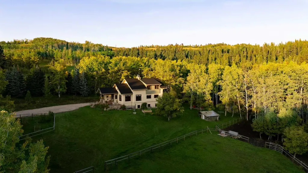290108 Parkins Road W Rural Foothills County AB T0L 1K0