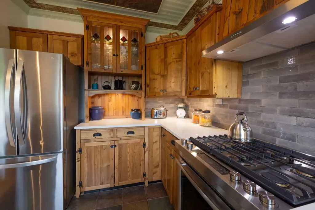 290108 Parkins Road W Rural Foothills County AB T0L 1K0