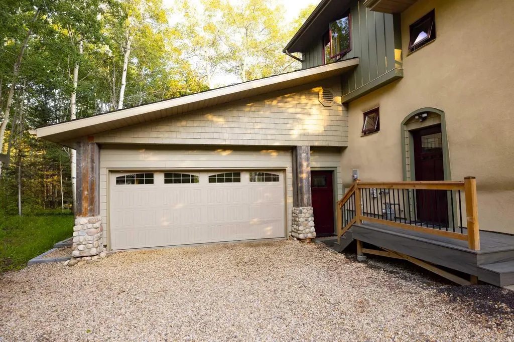 290108 Parkins Road W Rural Foothills County AB T0L 1K0