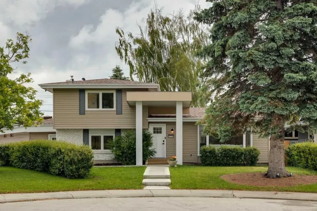 10719 Mapleglen Crescent SE Calgary AB T2J 1X1
