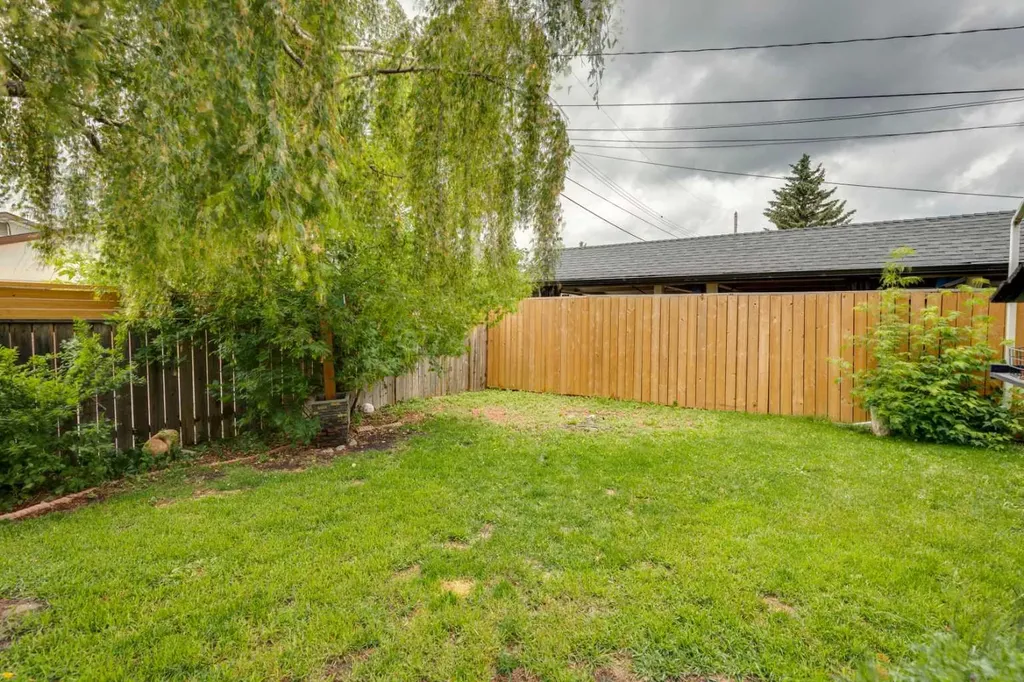 10719 Mapleglen Crescent SE Calgary AB T2J 1X1