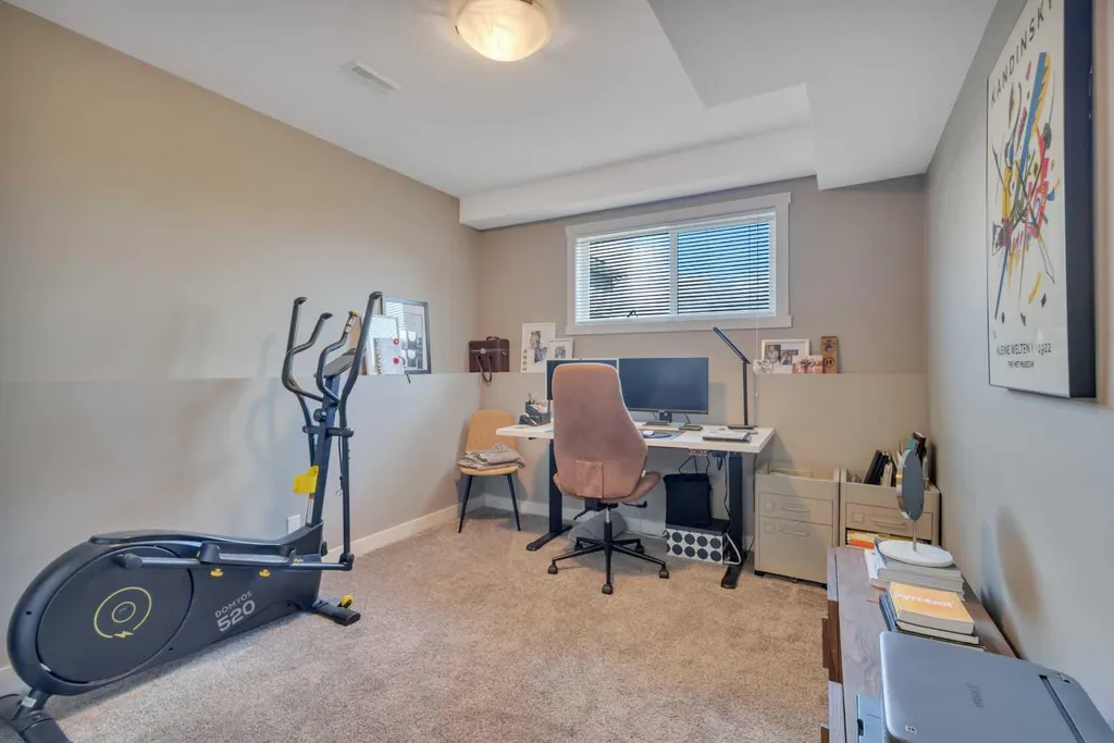 18 Copper Street Blackfalds AB T4M 0A9