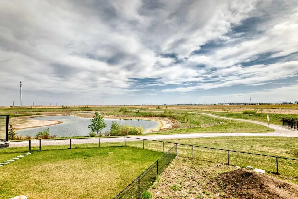43 Homestead Close NE Calgary AB T3J2H2