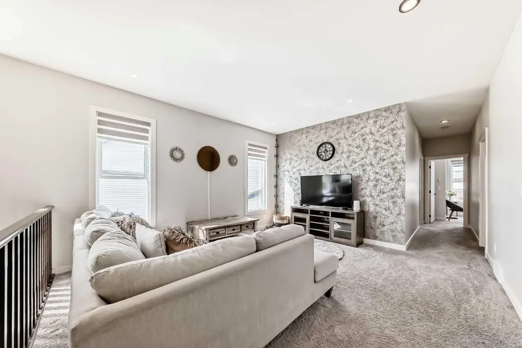43 Homestead Close NE Calgary AB T3J2H2