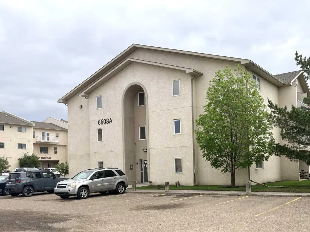 6608 42 Street Lloydminster AB T9V 3L1