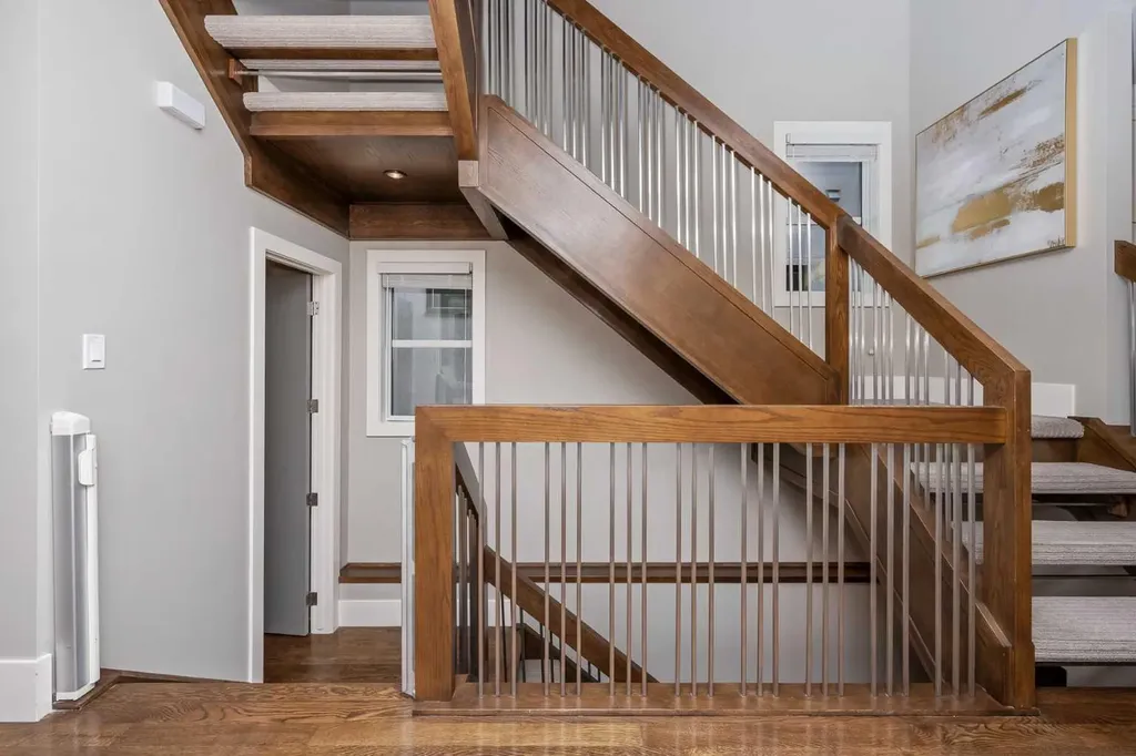 5024 21 Street SW Calgary AB T2T 5B8