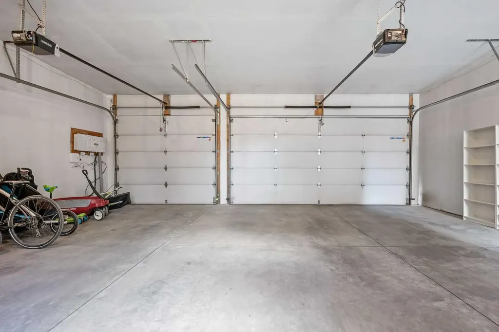 5024 21 Street SW Calgary AB T2T 5B8