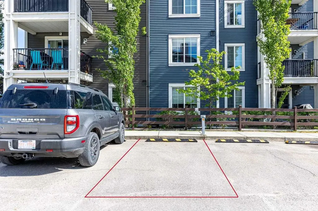 755 Copperpond Boulevard SE Calgary AB T2Z 4R2
