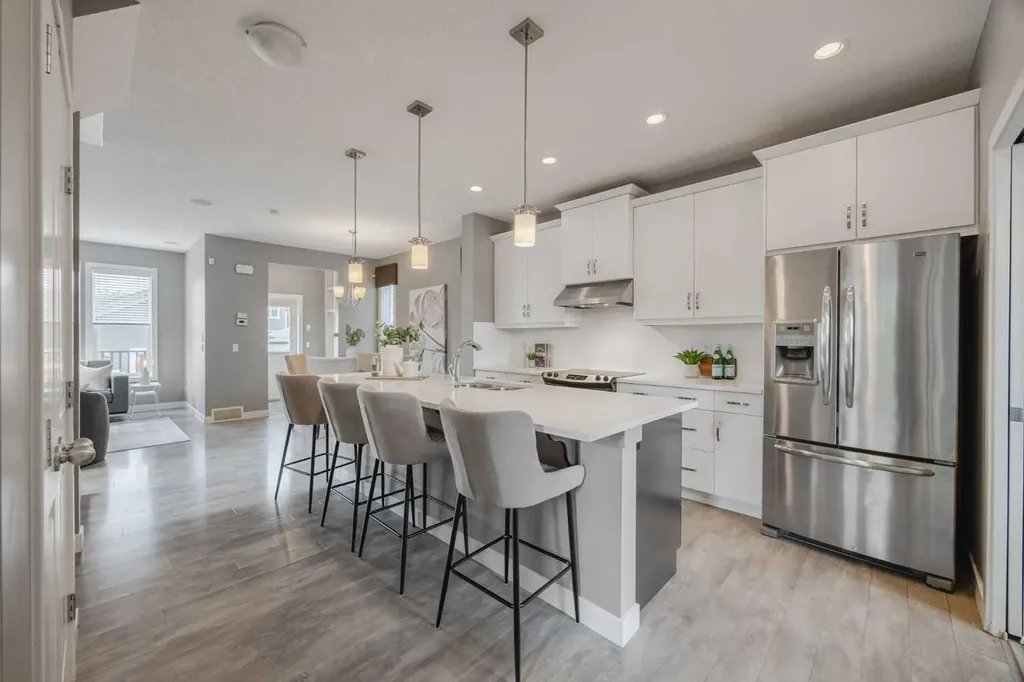 5 Marquis Common SE Calgary AB T3M 1N8