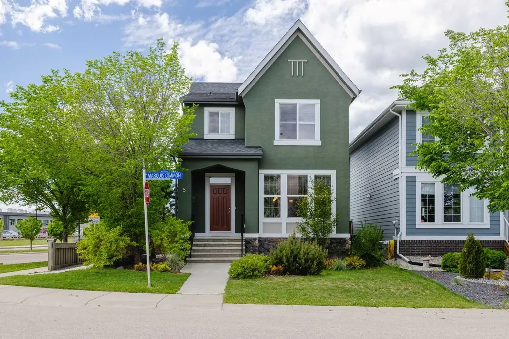 5 Marquis Common SE Calgary AB T3M 1N8