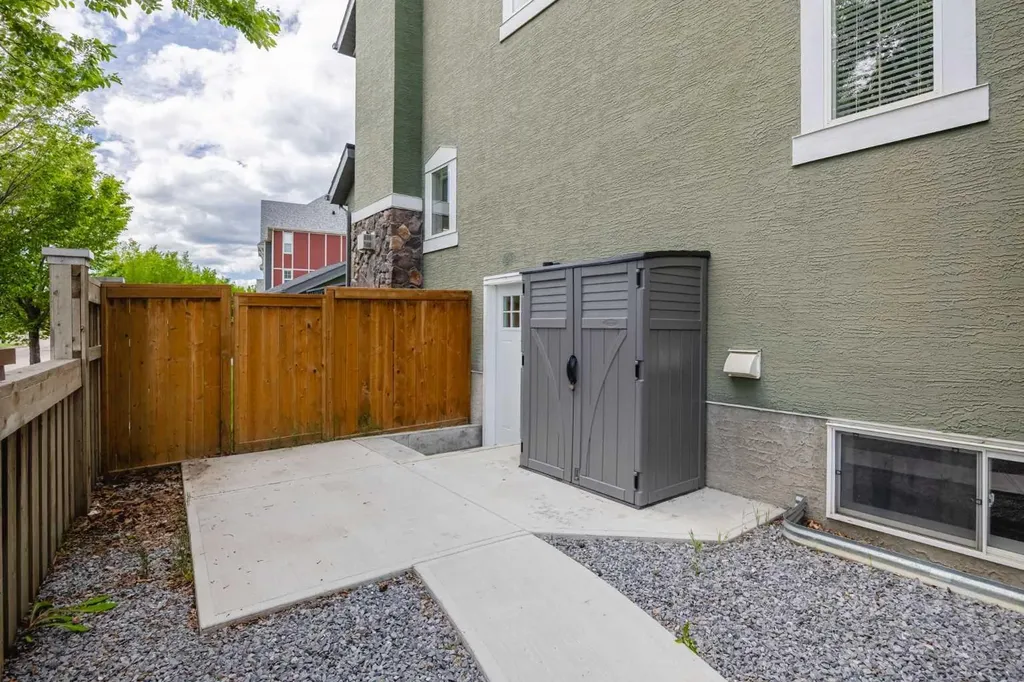 5 Marquis Common SE Calgary AB T3M 1N8